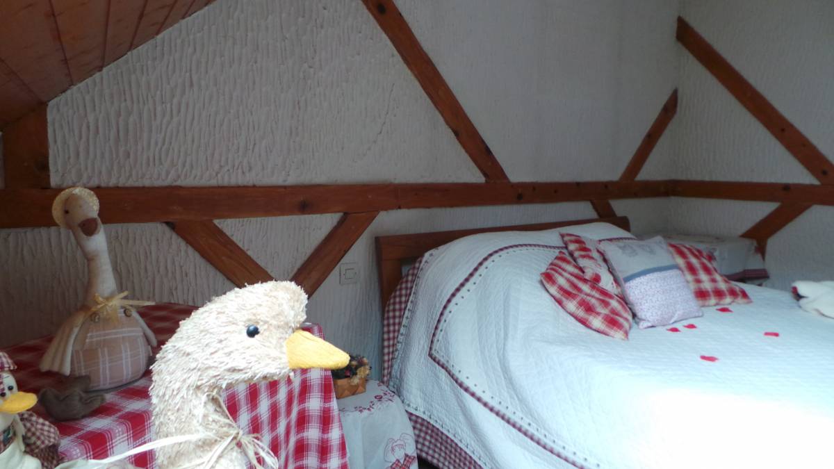 20120406_201816 | Auberge de la Canardiere Les chambres de notre auberge Wintzenheim 4
